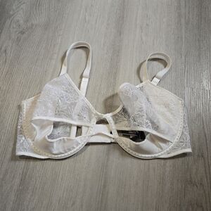 Victoria's Secret White Sheer Floral Lace Cut Out Demi Bra, SIZE 36DD
